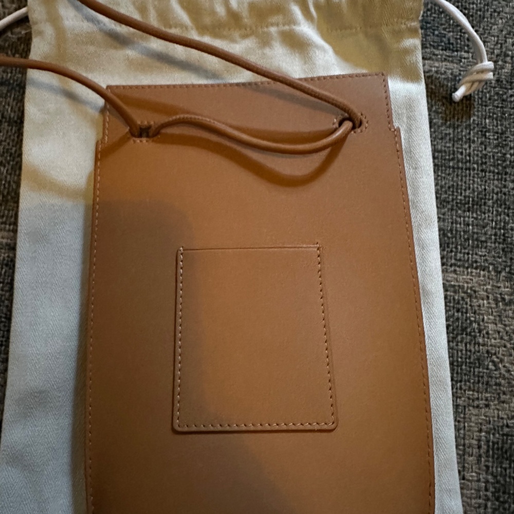 Loewe Pebble Dice pocket bag calfskin - Picture 4 of 9
